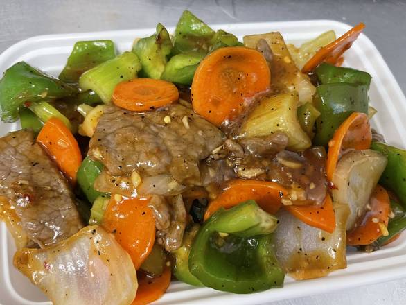 Beef with Black Pepper Sauce 黑椒牛肉